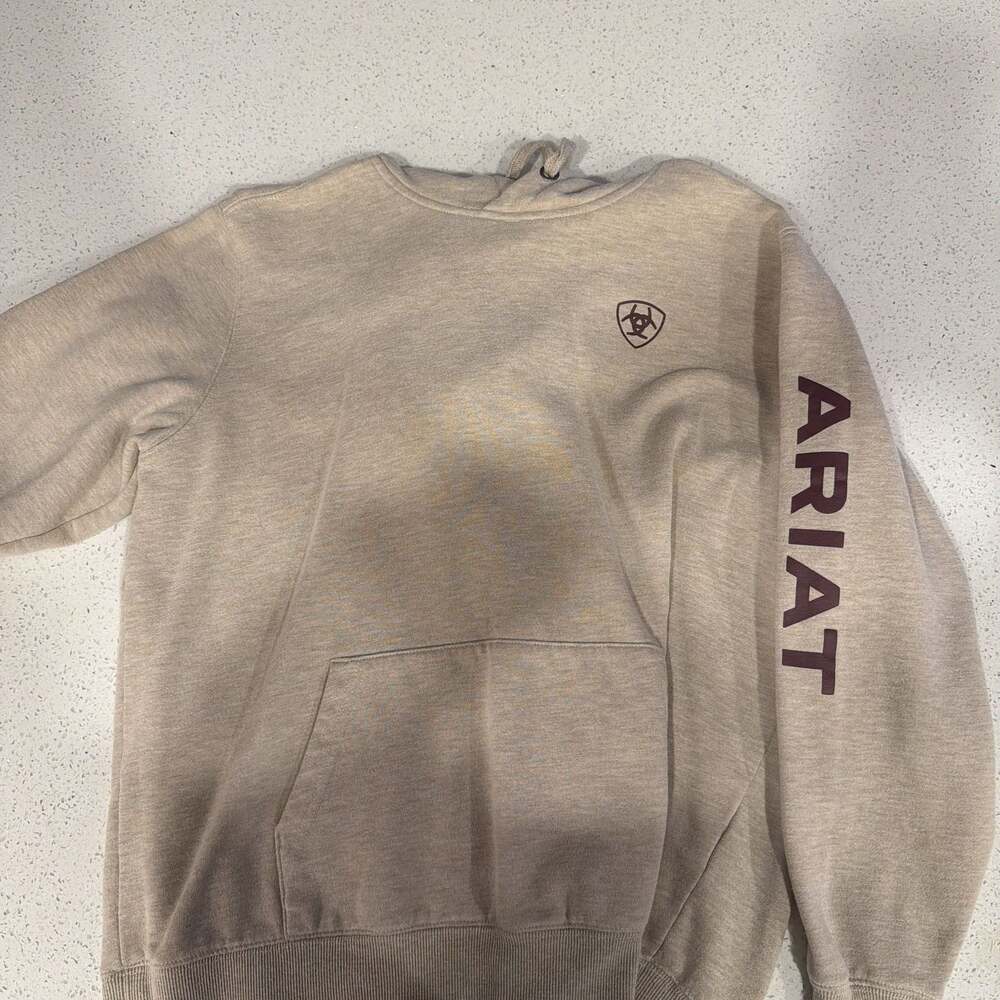 Ariat